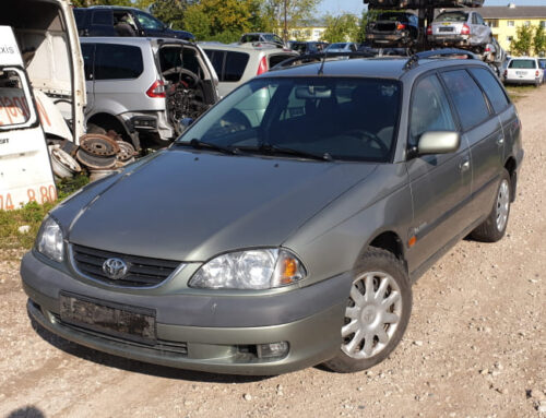 TOYOTA AVENSIS 2.0 TD 81kw 2002